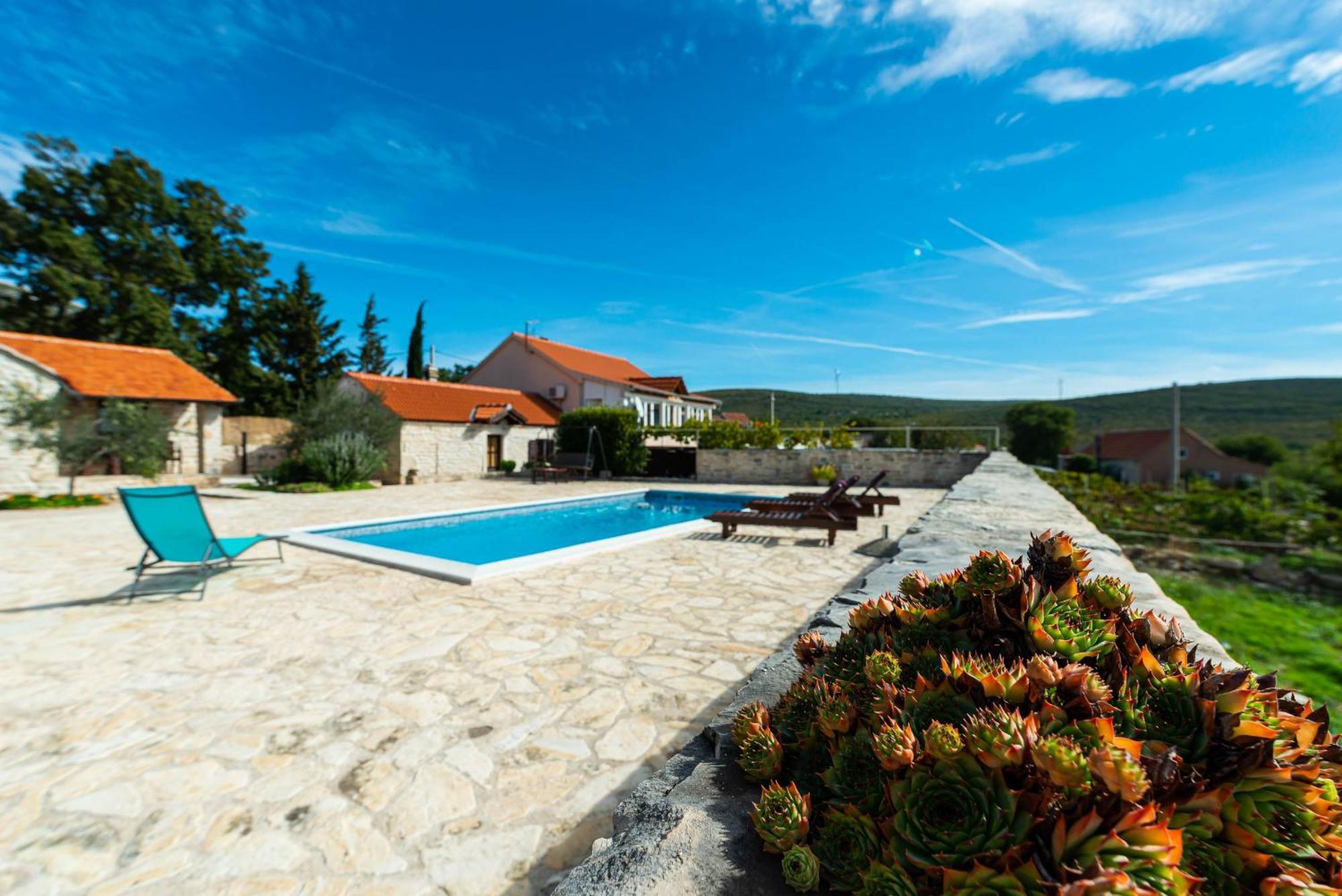 Dalmatian Country House Irena Bruska Buitenkant foto